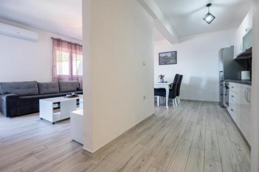 Appartement Nikola *
